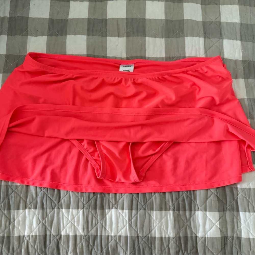 Catalina Coral Swim Skirt - Picture 2 of 3